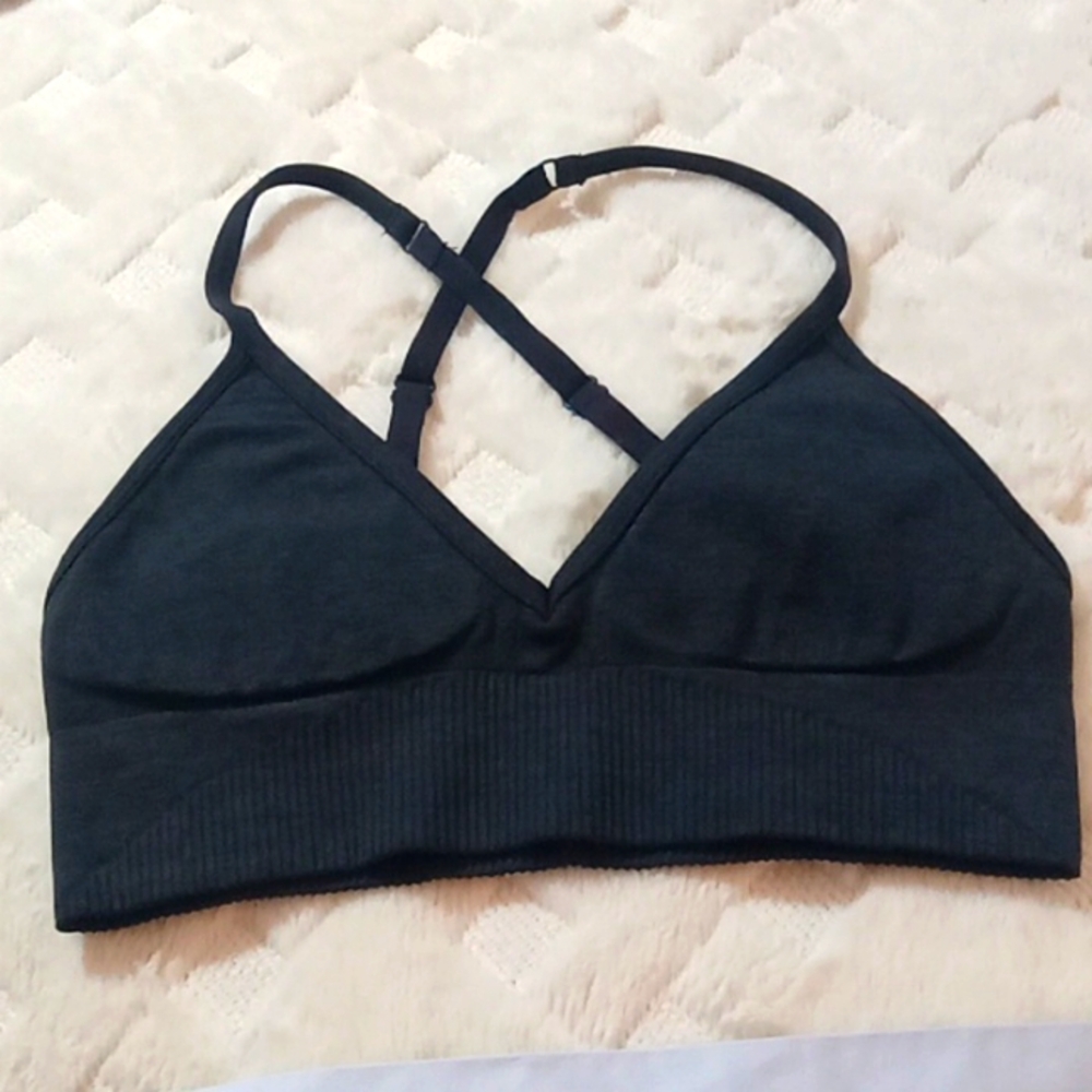 lululemon girls sports bra